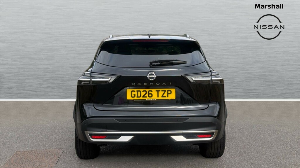 Nissan Qashqai Qashqai 1.3 Dig-t Mhb 140 N-cnta Pnrf GD26TZP Black #6