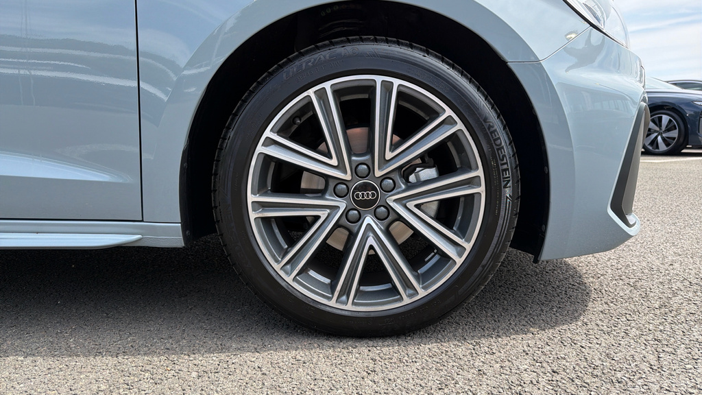 Audi A1 Audi A1 Sportback S Line 35 Tfsi 150 Ps S Tronic Grey #5