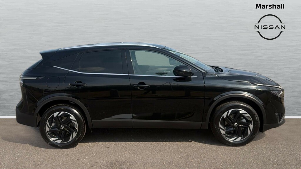 Nissan Qashqai Qashqai 1.3 Dig-t Mhb 140 N-cnta Pnrf Black #3