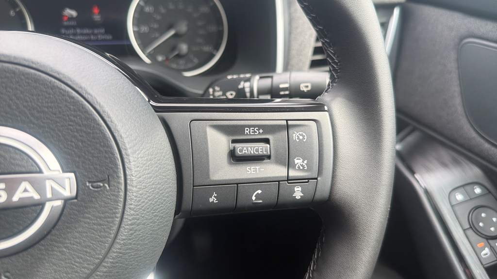 Nissan Qashqai Nissan Qashqai Hatchback 1.3 Dig-t Mh N-connecta Black #34