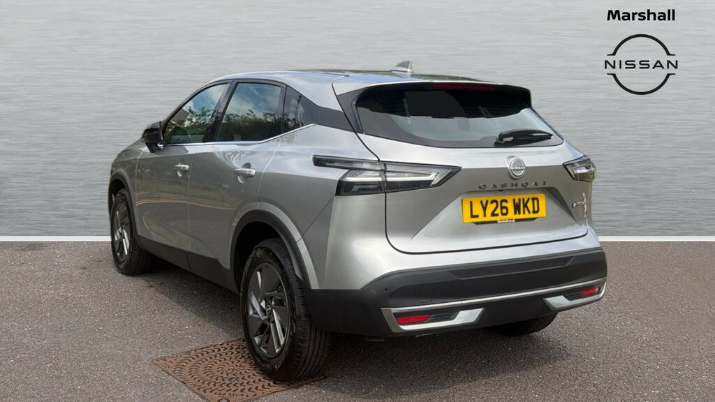 Nissan Qashqai Qashqai E-power 1.5 Hev 205Ps Acenta Prm Silver #2