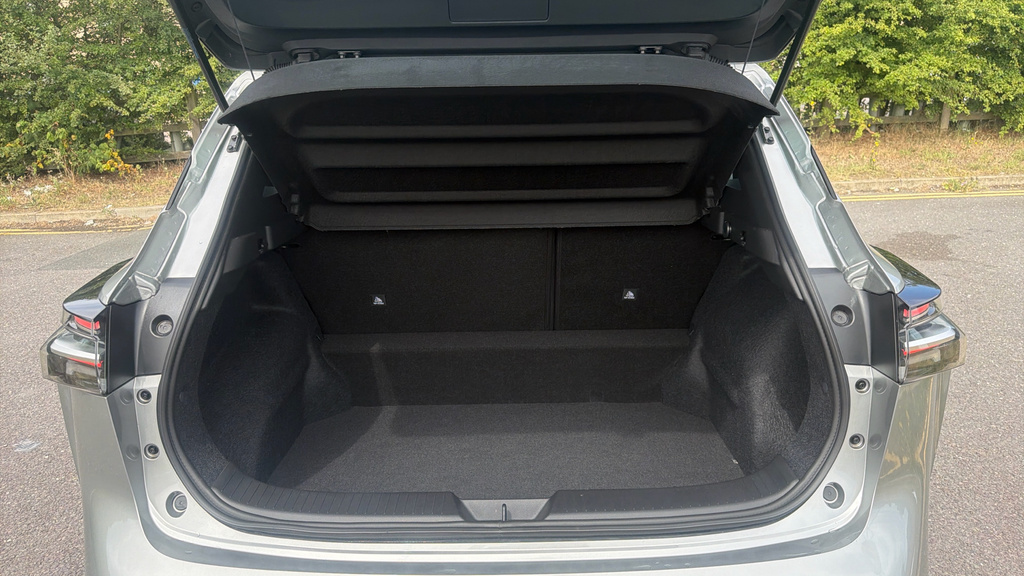 Nissan Qashqai Nissan Qashqai Hatchback 1.3 Dig-t Mh N-connecta Black #9