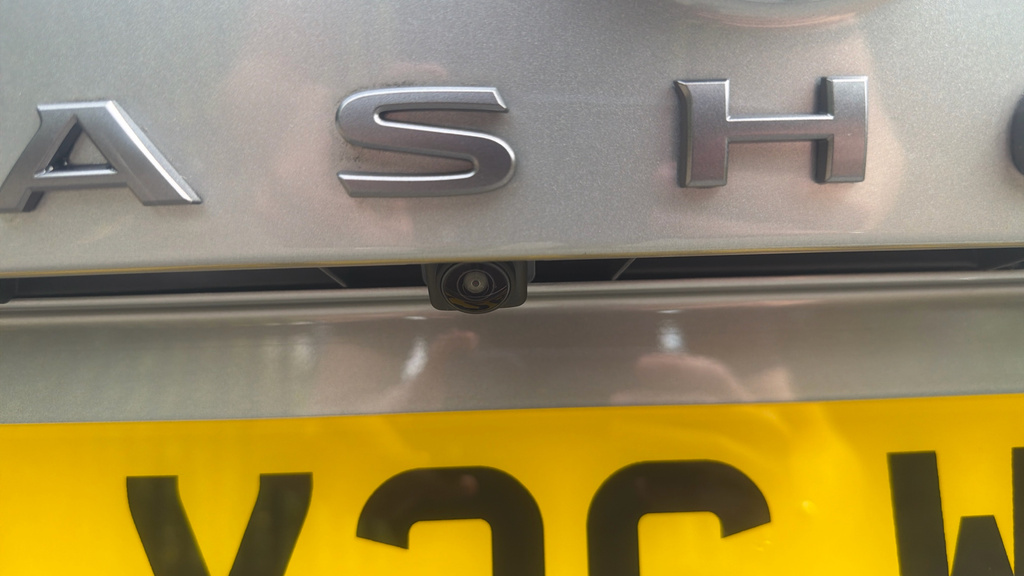 Nissan Qashqai Nissan Qashqai Hatchback 1.3 Dig-t Mh N-connecta Black #32
