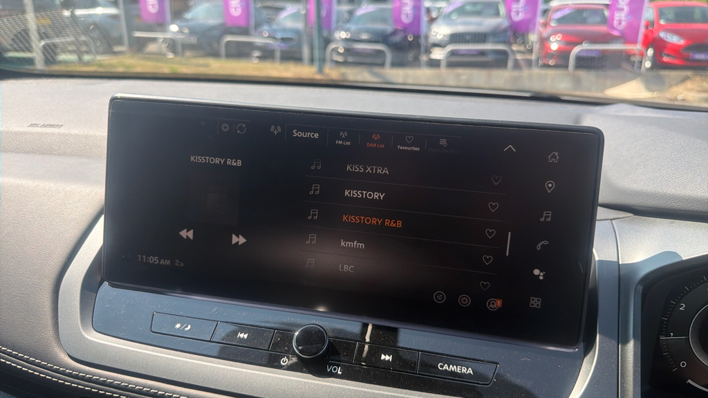 Nissan Qashqai 1.3 Dig-t Mh N-connecta Glass Roof  #30