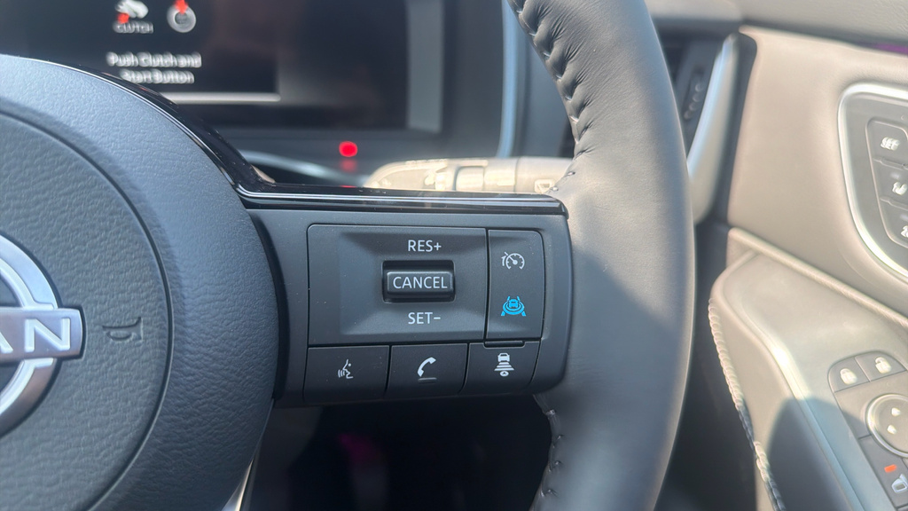Nissan Qashqai 1.3 Dig-t Mh N-connecta Glass Roof  #36