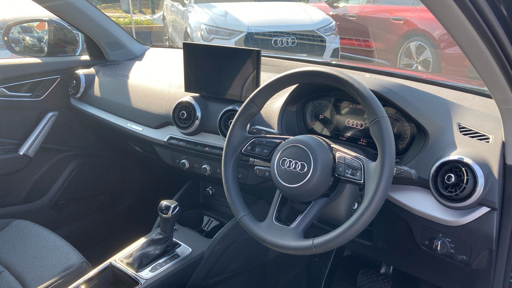 Audi Q2 Audi Q2 Estate 35 Tfsi Sport S Tronic Black #6