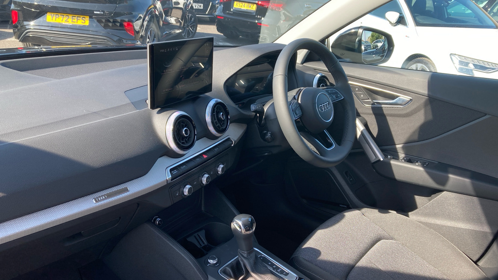 Audi Q2 Audi Q2 Estate 35 Tfsi Sport S Tronic Black #2