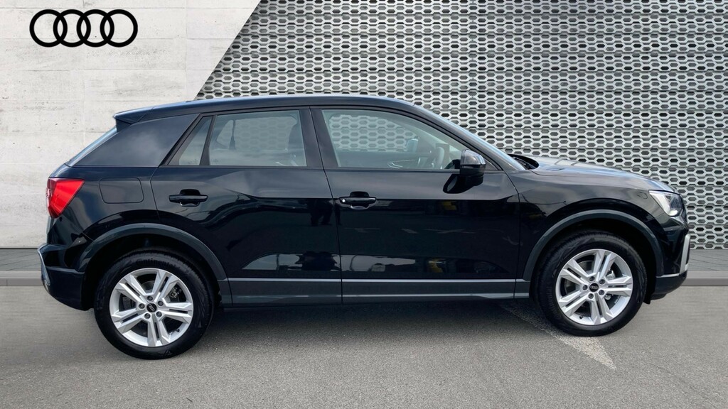 Audi Q2 Audi Q2 Estate 35 Tfsi Sport S Tronic Black #4