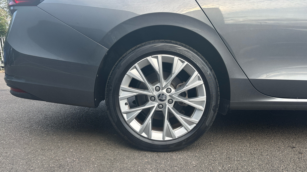 Skoda Superb Superb 1.5 Tsi Iv Se L Dsg EU74FJK Grey #5