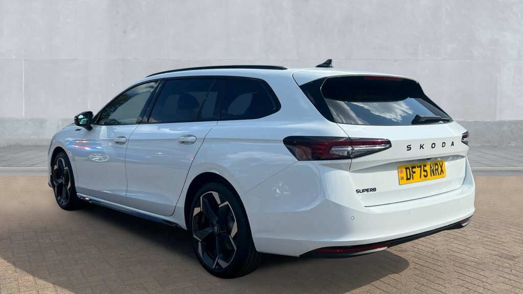 Skoda Superb Superb 2.0 Tsi 204 Sportline Dsg DF75NRX White #3