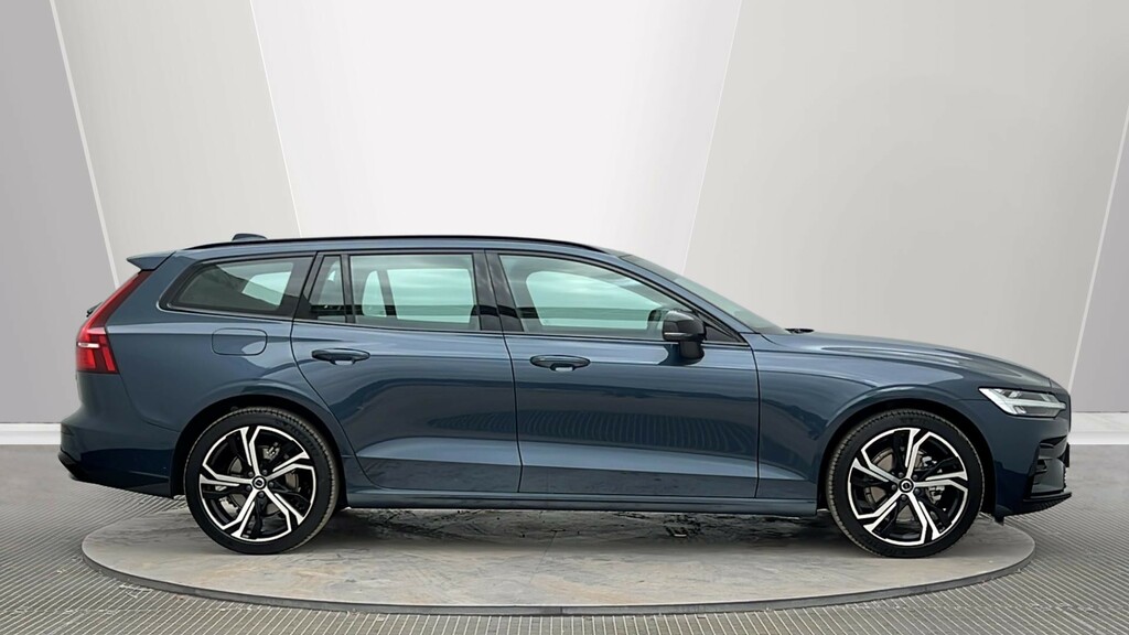 Volvo V60 Volvo V60 Sportswagon 2.0 B4p Plus Dark Blue #3