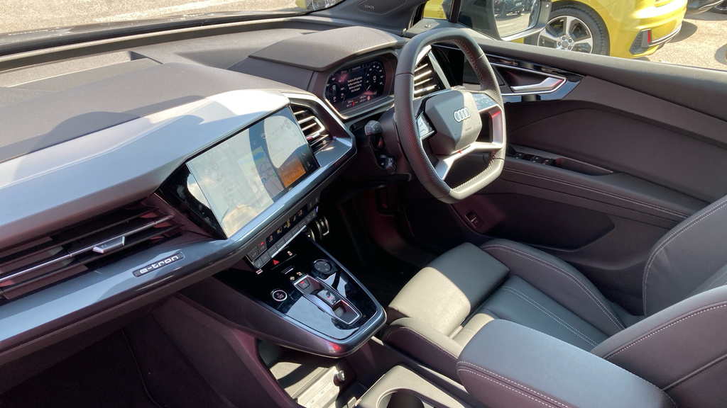 Audi Q4 E Tron Audi Q4 Sportback Black Edition 45 E-tron 210,00 K  #2