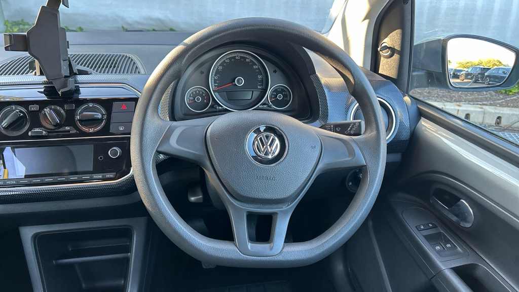 Volkswagen Up 1.0 Move Hatchback Blue #24