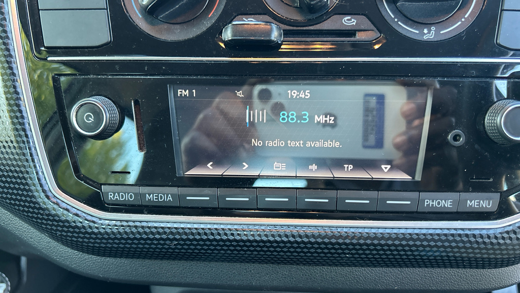 Volkswagen Up 1.0 Move Hatchback Blue #22