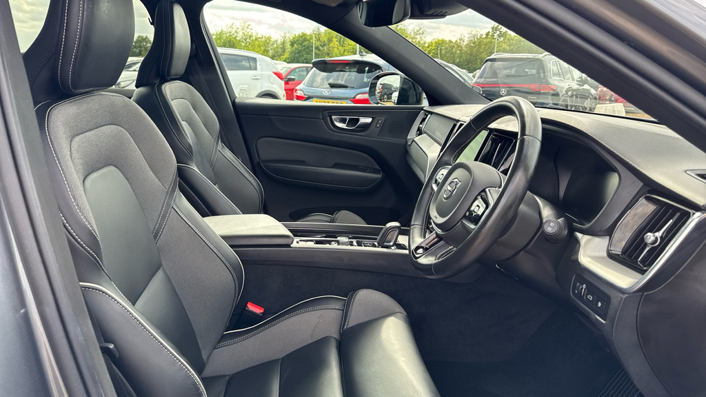 Volvo XC60 Xc60 2.0 T8 Recharge Phev R Design Pro Awd Aut Grey #6
