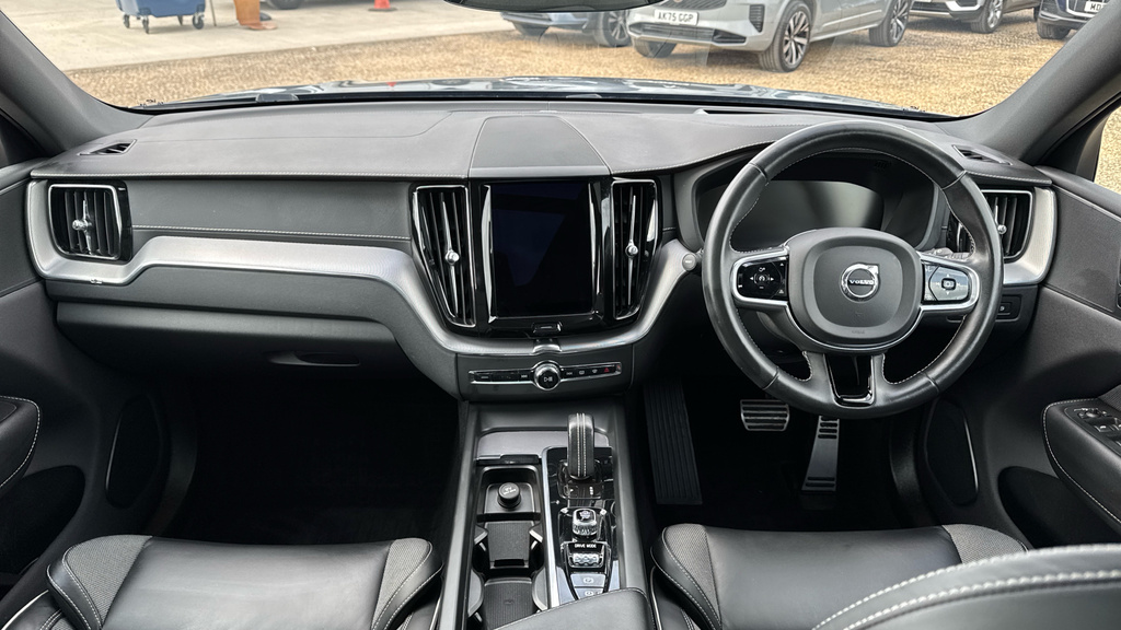 Volvo XC60 Xc60 2.0 T8 Recharge Phev R Design Pro Awd Aut Grey #5