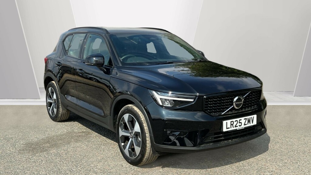 Volvo XC40 Xc40 2.0 B4p Plus Dark LR25ZMV Black