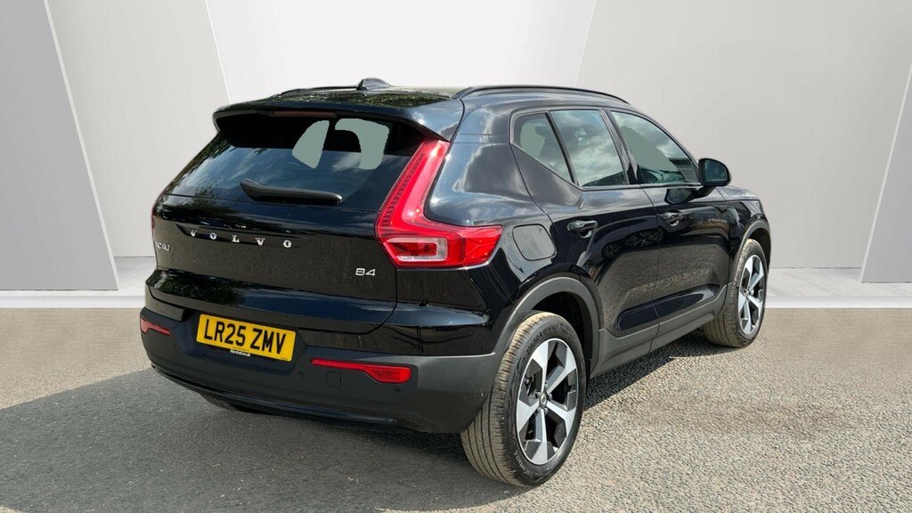 Volvo XC40 Xc40 2.0 B4p Plus Dark LR25ZMV Black #2