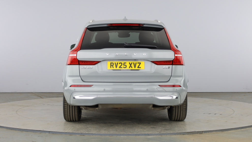 Volvo XC60 Xc60 2.0 B5p Ultra Dark Awd Geartronic Grey #4