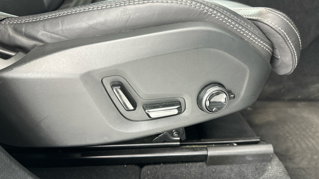 Volvo XC60 Plus, T6 Awd Plug-in Hybrid, Dark Blue #23