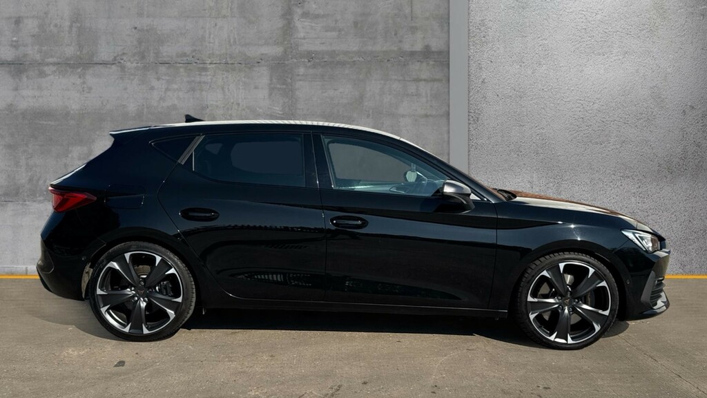 Cupra Leon Leon 2.0 Tsi Vz2 Dsg DF23AEV Black #4