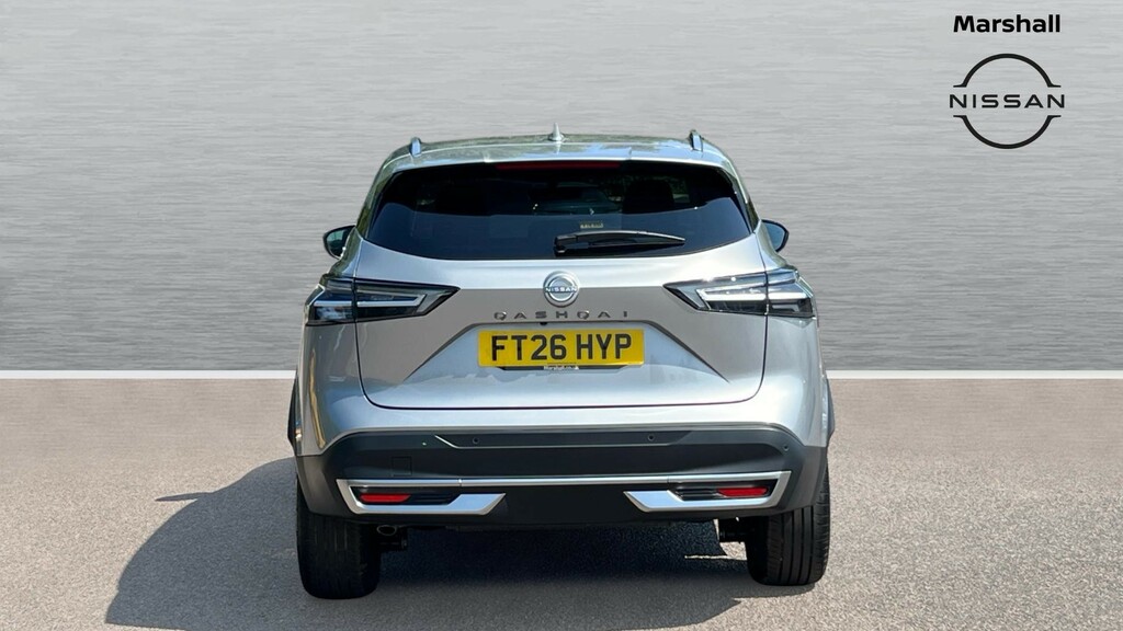 Nissan Qashqai Nissan Qashqai Hatchback 1.3 Dig-t Mh N-connecta Silver #6