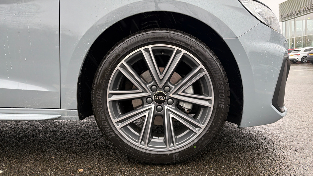Audi A1 Audi A1 Sportback S Line 35 Tfsi 150 Ps S Tronic GN75XMU Grey #5