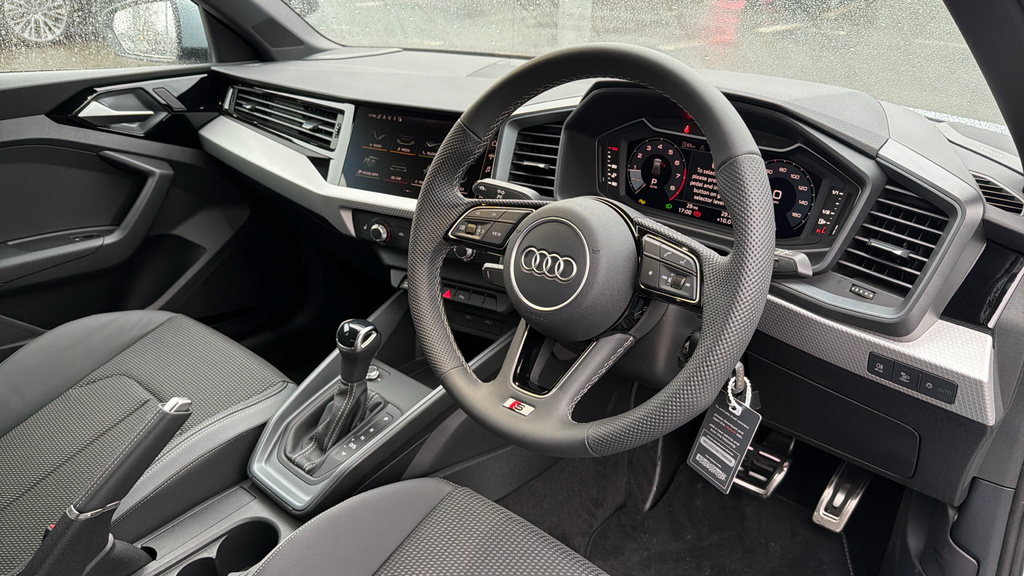 Audi A1 Audi A1 Sportback S Line 35 Tfsi 150 Ps S Tronic GN75XMU Grey #6
