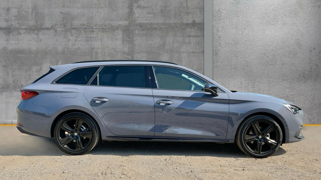 Seat Leon Seat Leon 1.5 Etsi 115 Fr Black Edition Dsg D Grey #4