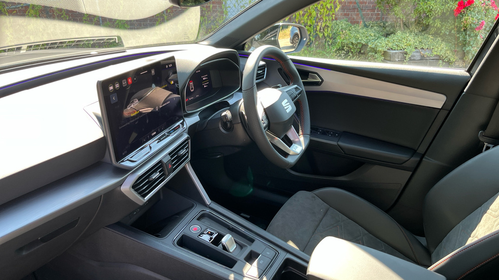 Seat Leon Seat Leon 1.5 Etsi 115 Fr Black Edition Dsg D Grey #2