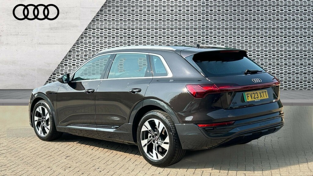 Audi Q8 e tron Q8 250Kw 50 Quattro 95Kwh Sport Brown #3