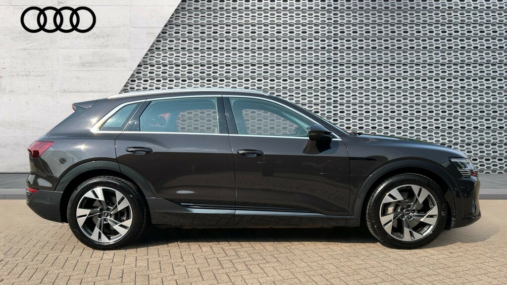 Audi Q8 e tron Q8 250Kw 50 Quattro 95Kwh Sport Brown #4