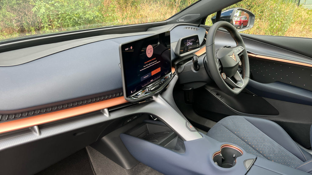 Cupra Tavascan Cupra Tavascan 250Kw Vz1 77Kwh Awd Estate Blue #2