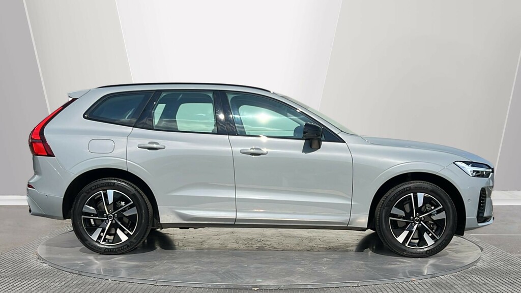 Volvo XC60 Xc60 2.0 B5p Plus Dark Awd Geartronic WF25FBJ Grey #3