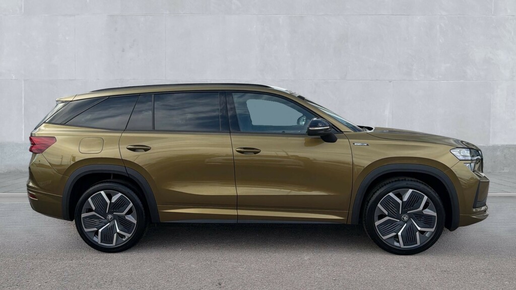 Skoda Kodiaq Skoda Kodiaq Estate 1.5 Tsi Iv 204 Sportline D EF26LWM Gold #4