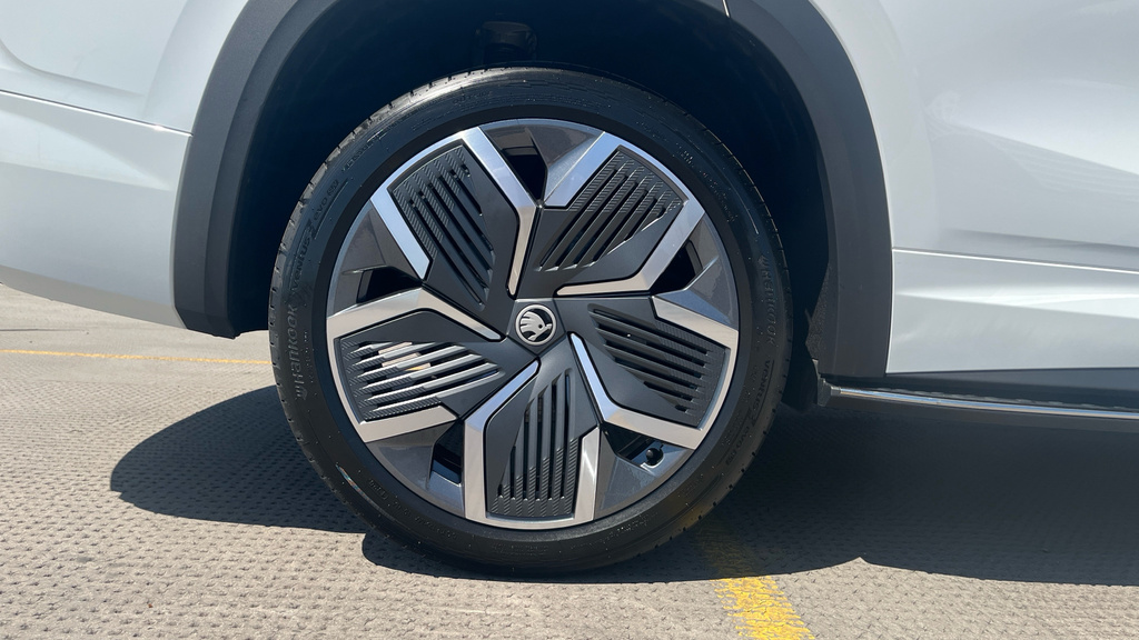 Skoda Kodiaq Kodiaq Sportline 5 Seats 1.5 Tsi Iv 204 Ps Dsg LY26CXV White #5