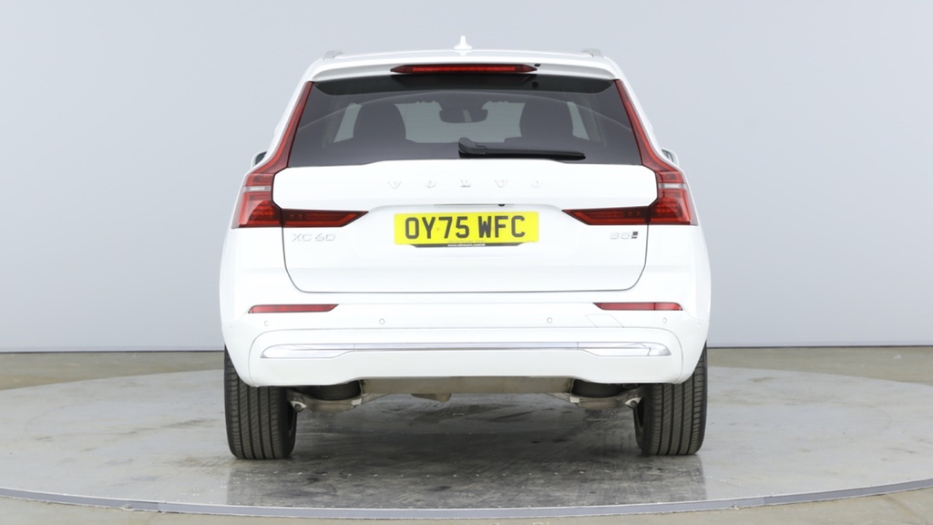 Volvo XC60 Xc60 2.0 B5p Ultra Dark Awd Geartronic White #4