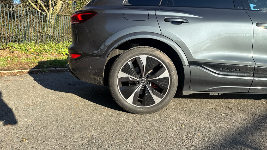 Audi Q6 E-Tron Suv #21