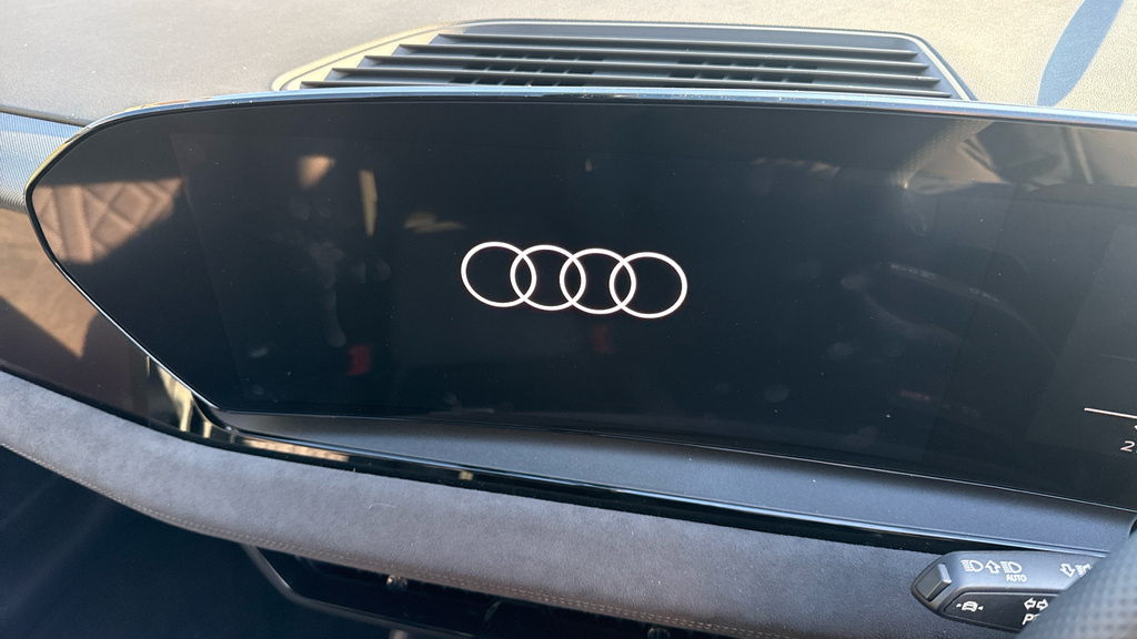 Audi Q6 E-Tron Suv #13