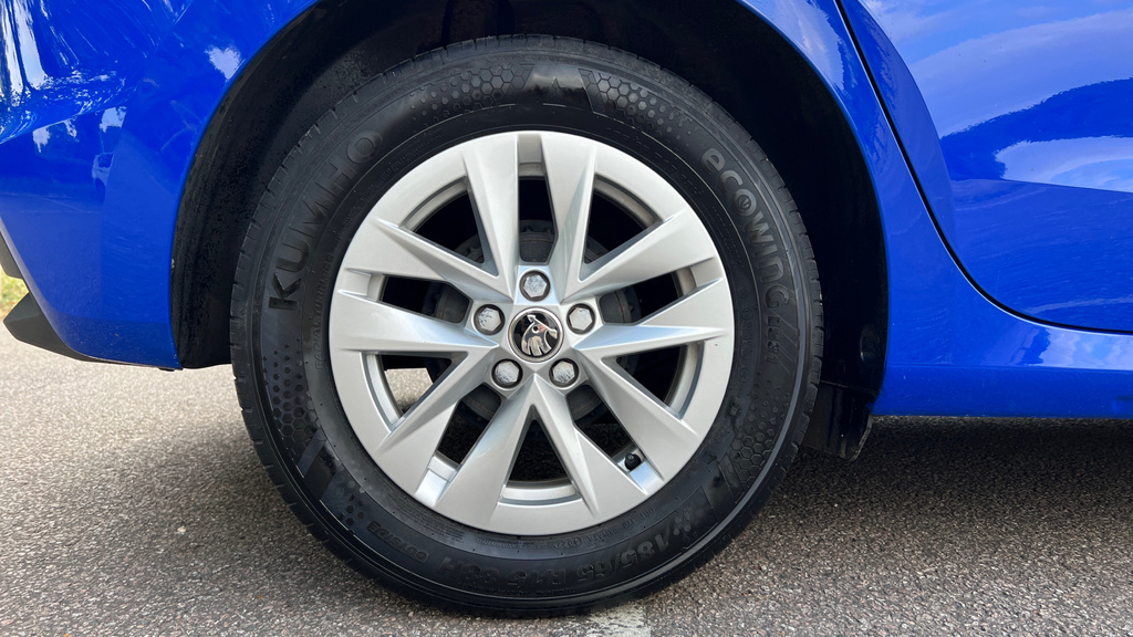 Skoda Fabia Fabia 1.0 Mpi 80 Se Comfort AV23PDY Blue #5