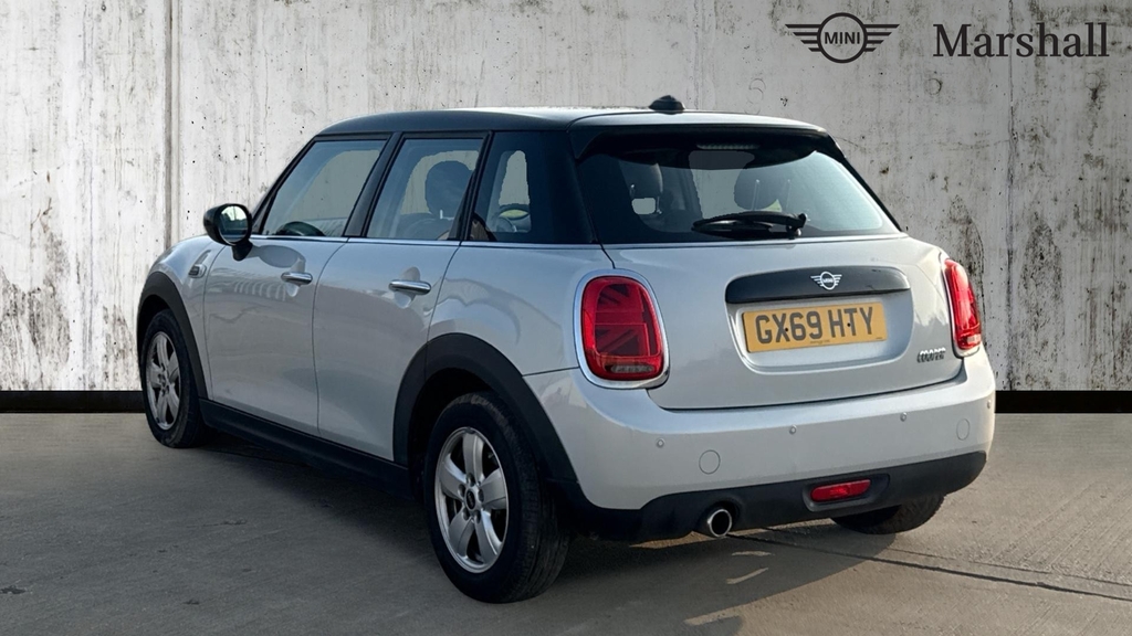 Mini Hatch Hatchback 1.5 Cooper Classic II GX69HTY White #2