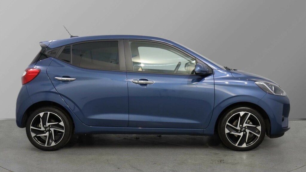 Hyundai I10 I10 1.2 79 Premium Nav Blue #2