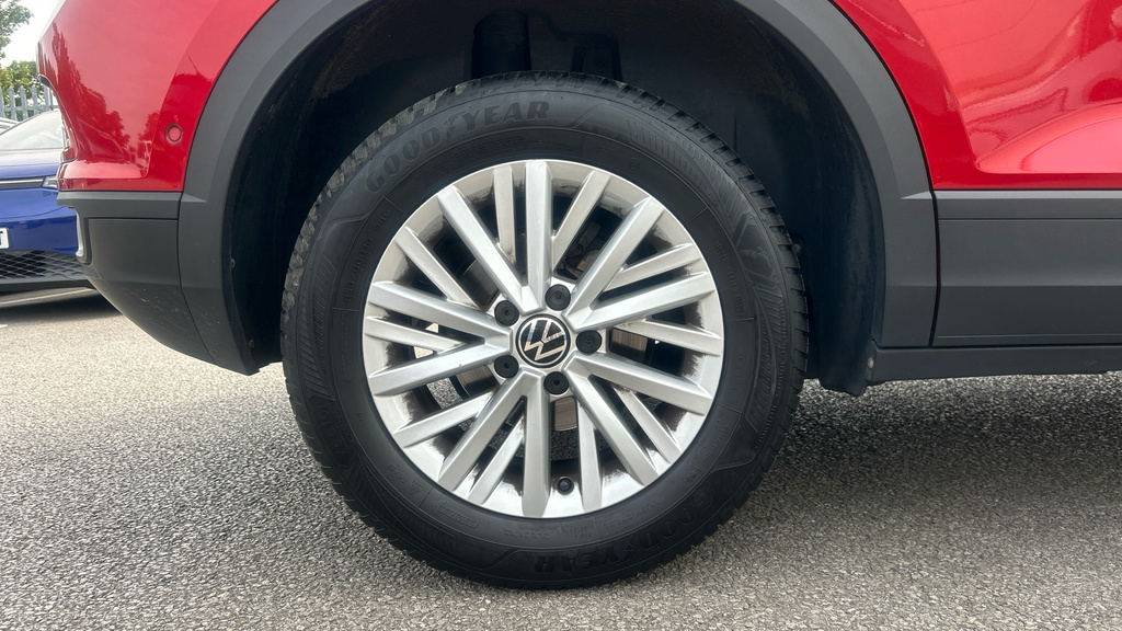 Volkswagen T-Roc T-roc 1.5 Tsi Life VN23ANV Red #5