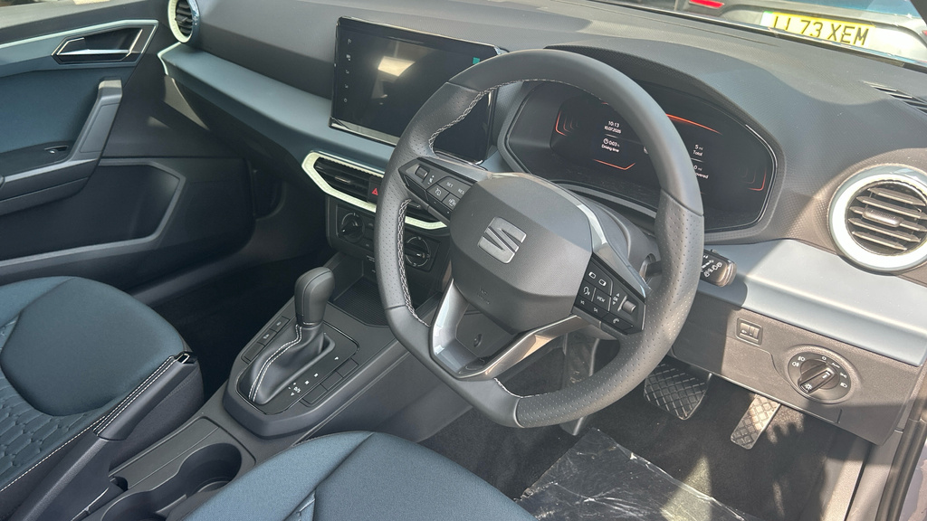 Seat Ibiza Ibiza 1.0 Tsi 115 Se Technology Dsg Hatchback Grey #6