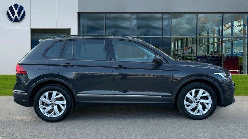 Volkswagen Tiguan Tiguan 1.5 Tsi Life Grey #4