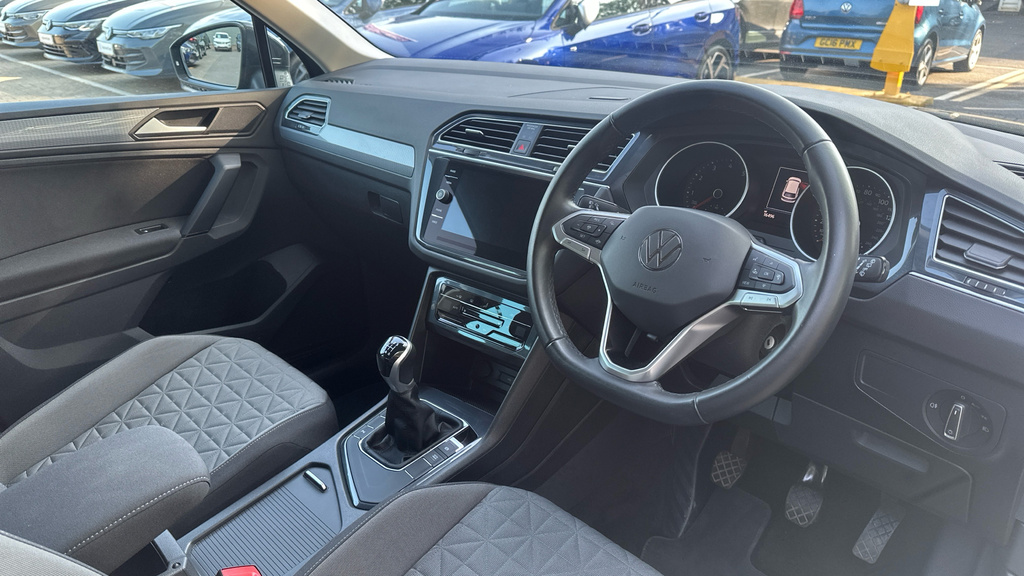 Volkswagen Tiguan Tiguan 1.5 Tsi Life Grey #6