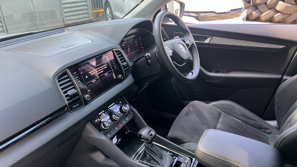 Skoda Karoq Karoq 1.5 Tsi Se L Dsg EU74CNF Silver #2