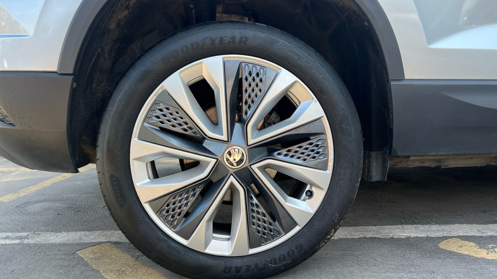 Skoda Karoq Karoq 1.5 Tsi Se L Dsg EU74CNF Silver #5