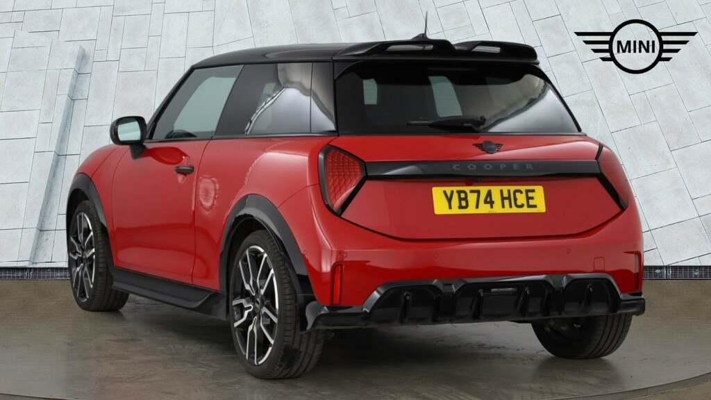 Mini Hatch Cooper 1.5 C Sport YB74HCE Red #2