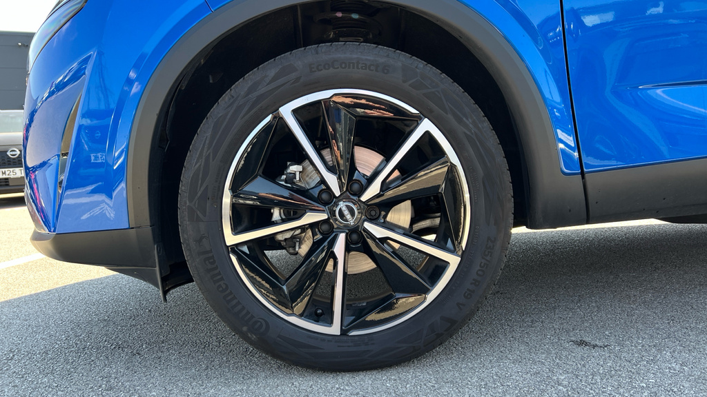 Nissan Qashqai Qashqai 1.3 Dig-t Mhb 140 Tekna YP26WEF Blue #4
